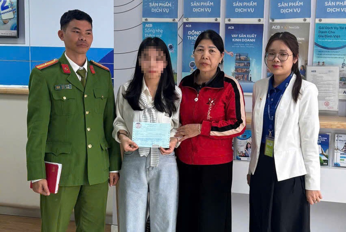 Chuyển khoản thành công 1,64 tỉ đồng vào STK ngân hàng ACB, người đàn ông SN 1990 phải đến trình báo công an