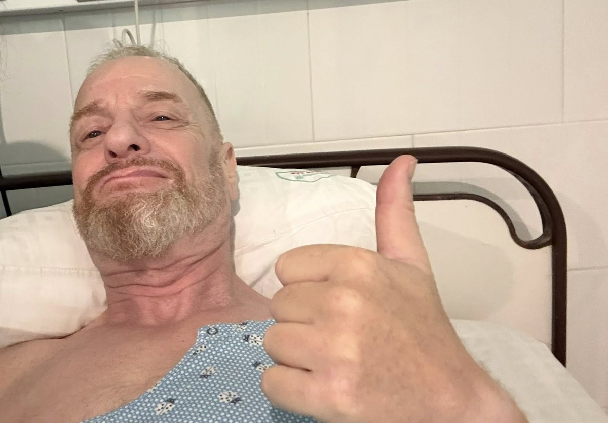 Khách Tây hết lời ca ngợi y tế Việt Nam: Phản ứng của dân mạng mới gây chú ý