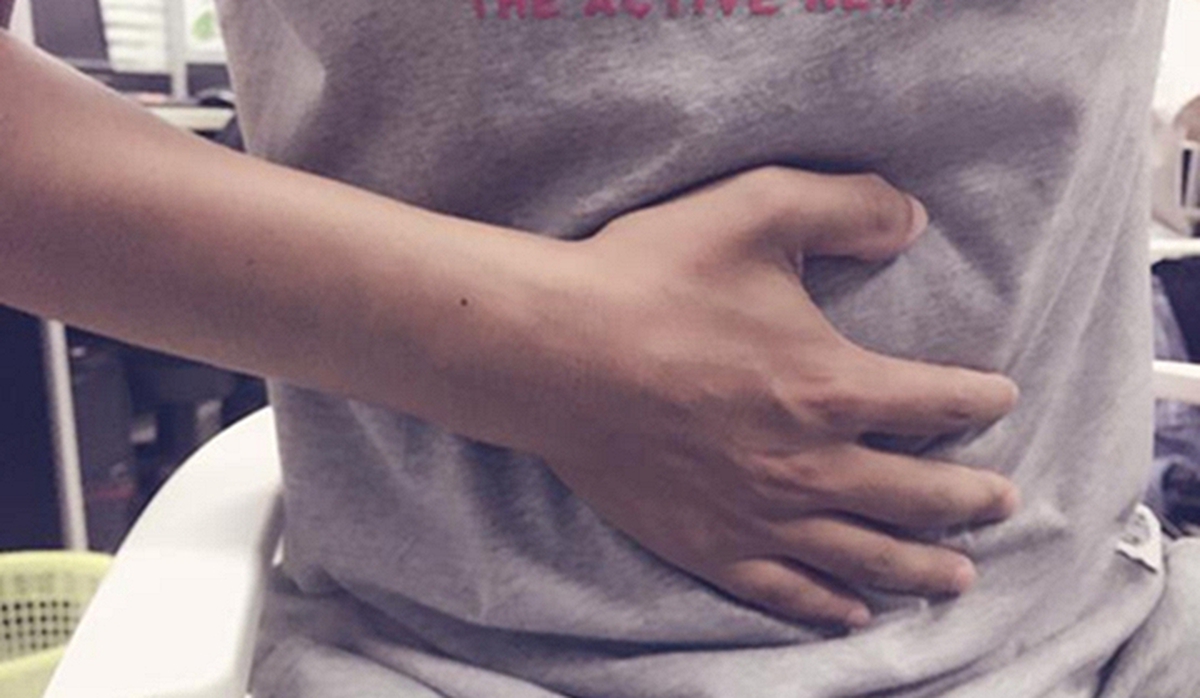 Một năm trước khi mắc ung thư dạ dày, cơ thể sẽ phát ra 4 dấu hiệu cảnh báo, không may là 80% người bệnh lại bỏ qua