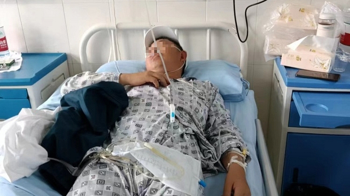 Người đàn ông phát hiện mắc 4 loại ung thư cùng lúc khi khám đau họng, bác sĩ thở dài: "Bỏ ngay 3 việc dù thích mấy"