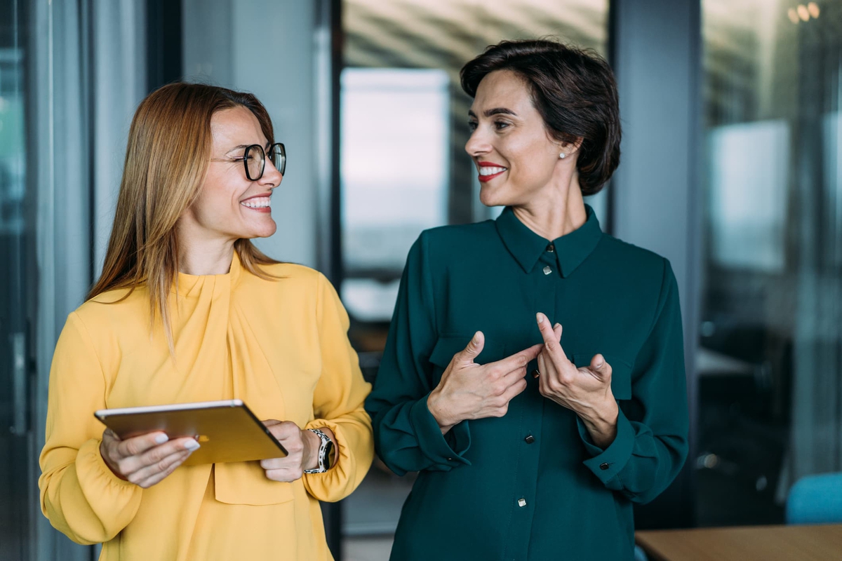 Phỏng vấn hàng ngàn người trong 15 năm, chuyên gia phát hiện 7 ‘sức mạnh thầm lặng’ quyết định hạnh phúc