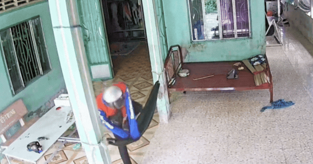 Shipper vào nhà xin nằm ngả lưng giữa trưa, chủ nhà niềm nở nhưng trích xuất camera đăng lên mạng