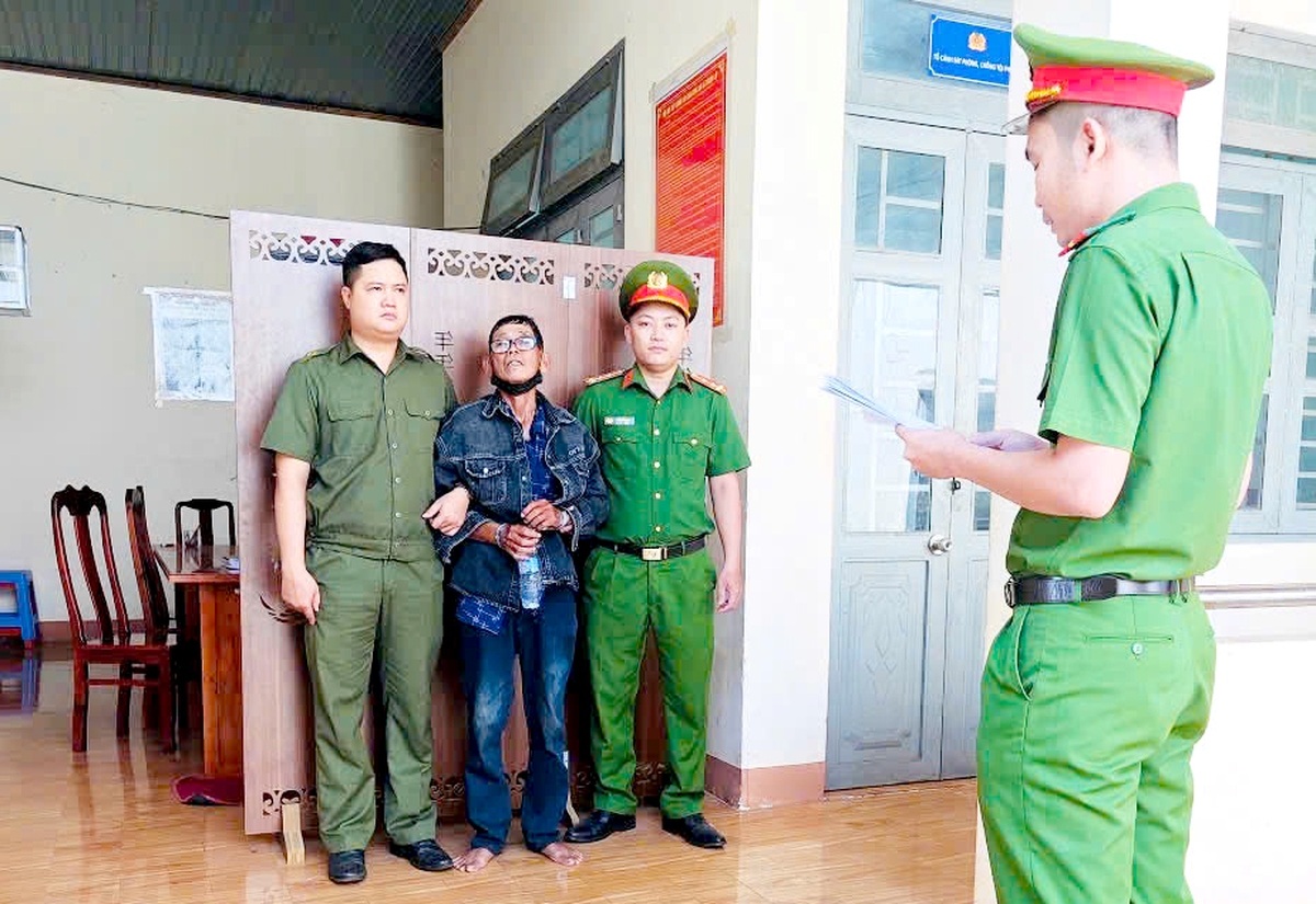 Thi hành lệnh bắt tạm giam đối tượng cộm cán Bình “chôm”