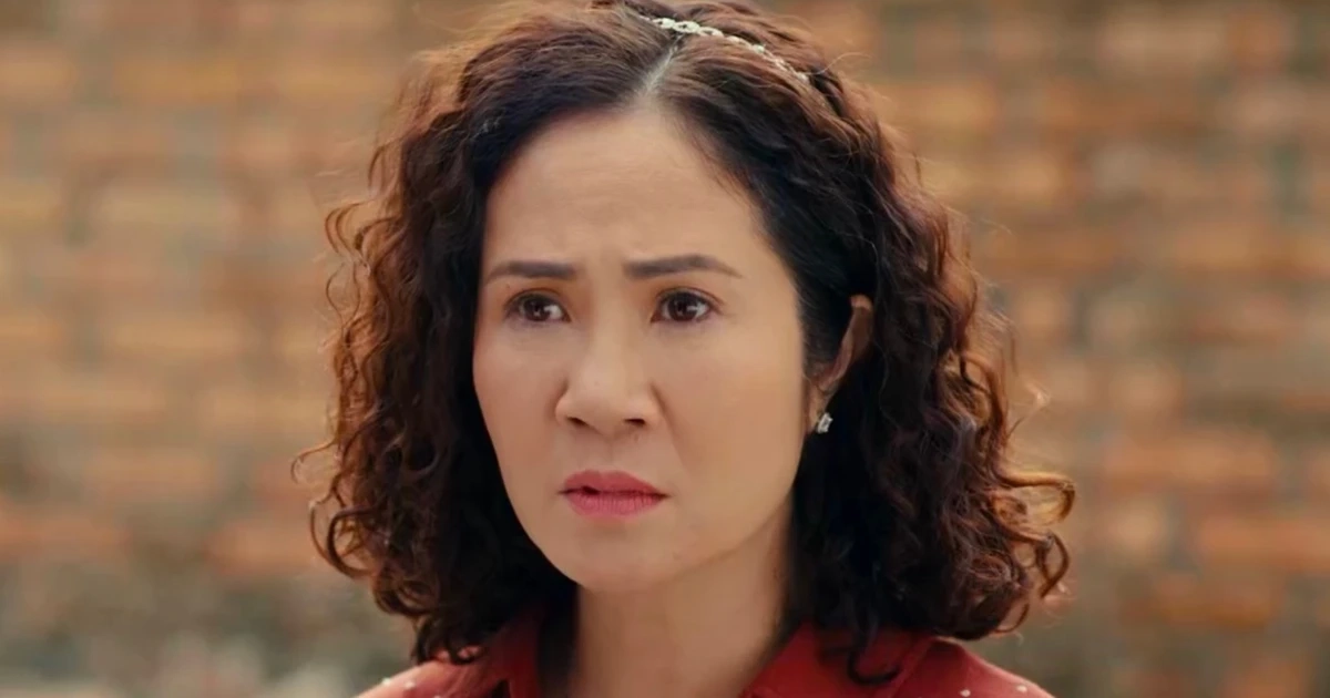 NSƯT Nguyệt Hằng: ‘Tôi và chồng cãi nhau ở trường quay, đạo diễn phải can thiệp’