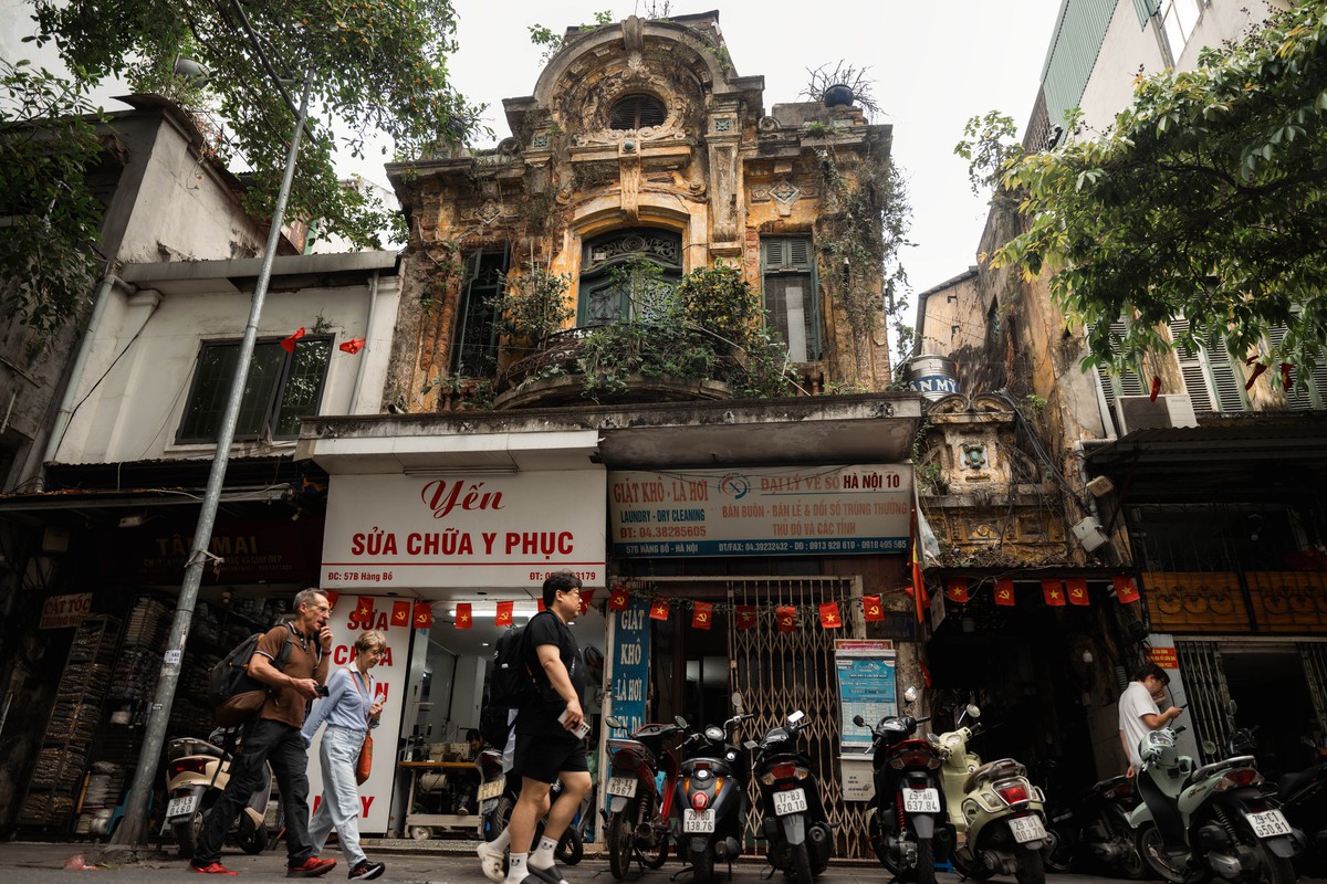 Chuyện chưa kể về căn biệt thự 57B Hàng Bồ giữa lòng Hà Nội: Cuộc sống hiện tại khiến nhiều người ngỡ ngàng