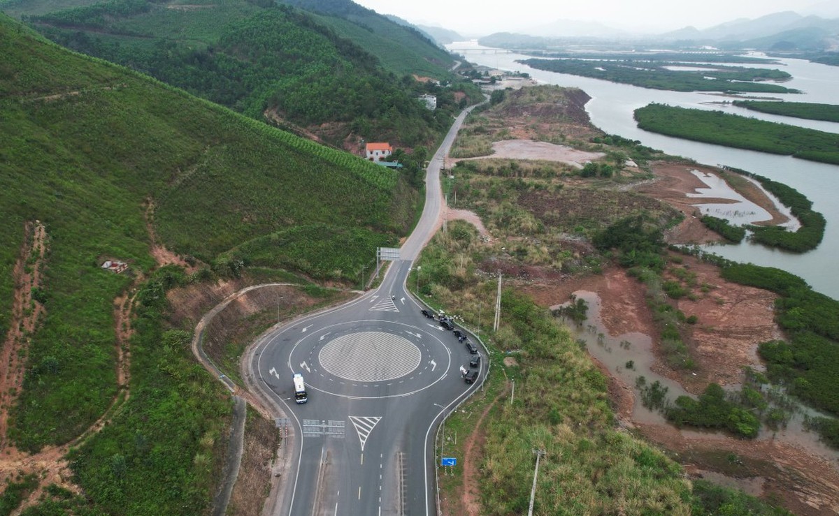 Quảng Ninh gỡ "điểm nghẽn" về đất đai cho loạt dự án trọng điểm