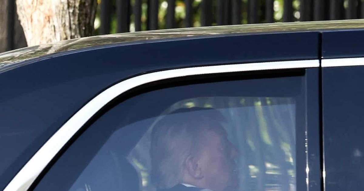 Tổng thống Mỹ Donald Trump xuất hiện tại Toà án Tối cao