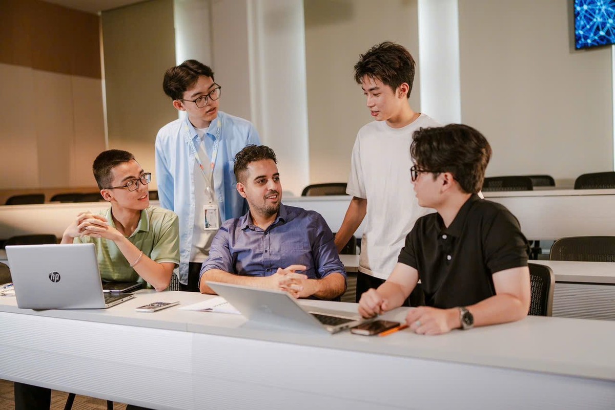 Học gì để có thể làm việc cho tỷ phú Phạm Nhật Vượng với mức lương 50 triệu đồng/tháng?