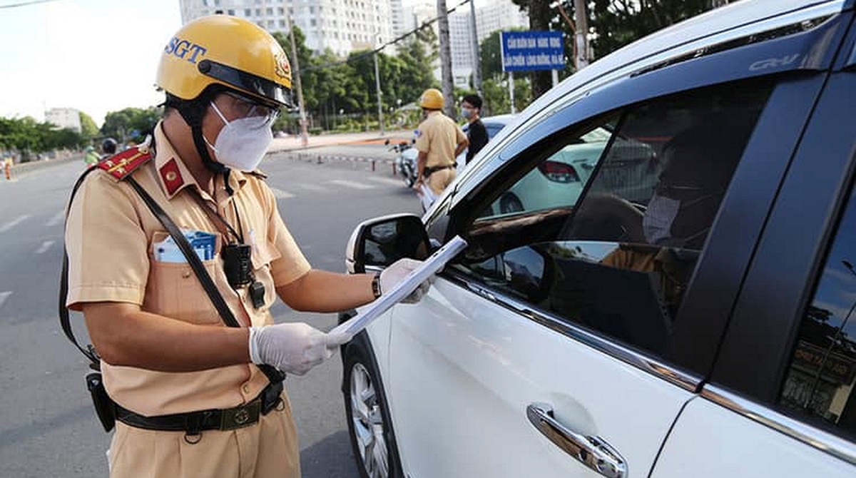 Người điều khiển xe ô tô sẽ bị tịch thu phương tiện trong những trường hợp nào?