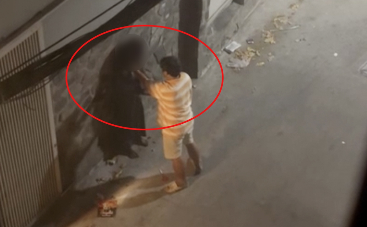 Phẫn nộ clip cô gái bị gã đàn ông hành hung, dở trò đồi bại trong hẻm vắng ở TP.HCM: Danh tính nghi phạm