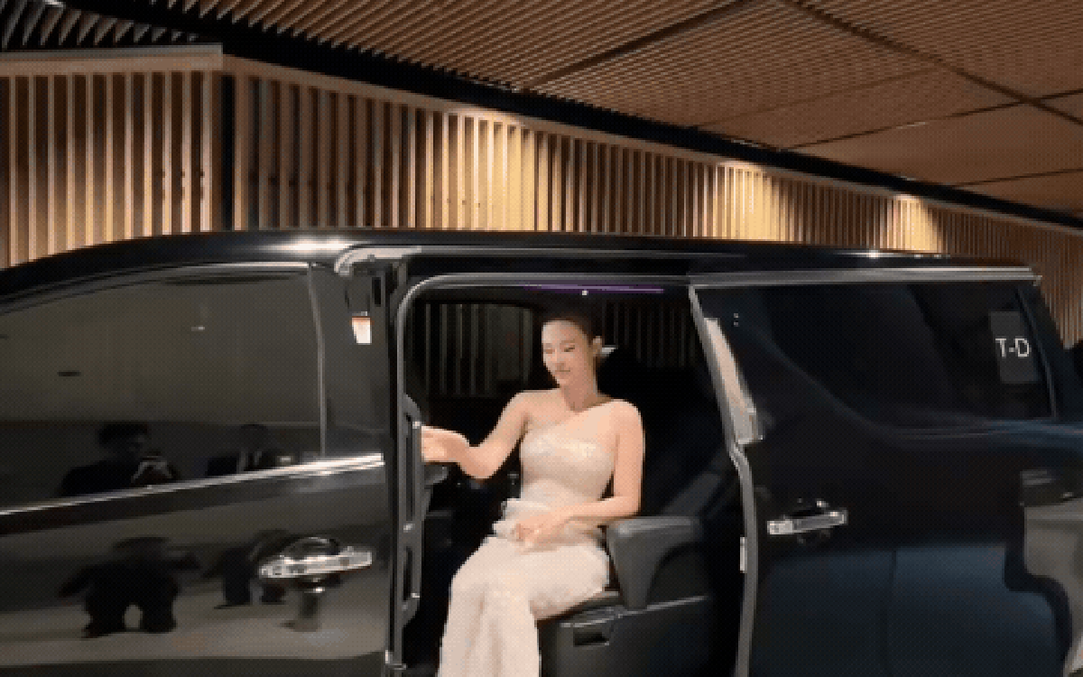 Mỹ nhân Việt đầu tiên đứng chung khung hình cùng BLACKPINK, từng khiến báo Hàn xôn xao đưa tin