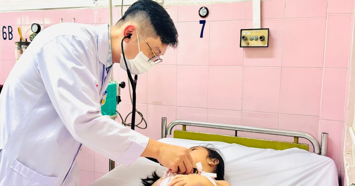 Công bố kết luận vụ ngộ độc khiến gần 200 học sinh nhập viện ở TPHCM