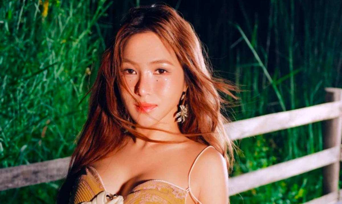 Hương Tràm: Tôi đang độc thân, từng lỡ kế hoạch kết hôn ở tuổi 30