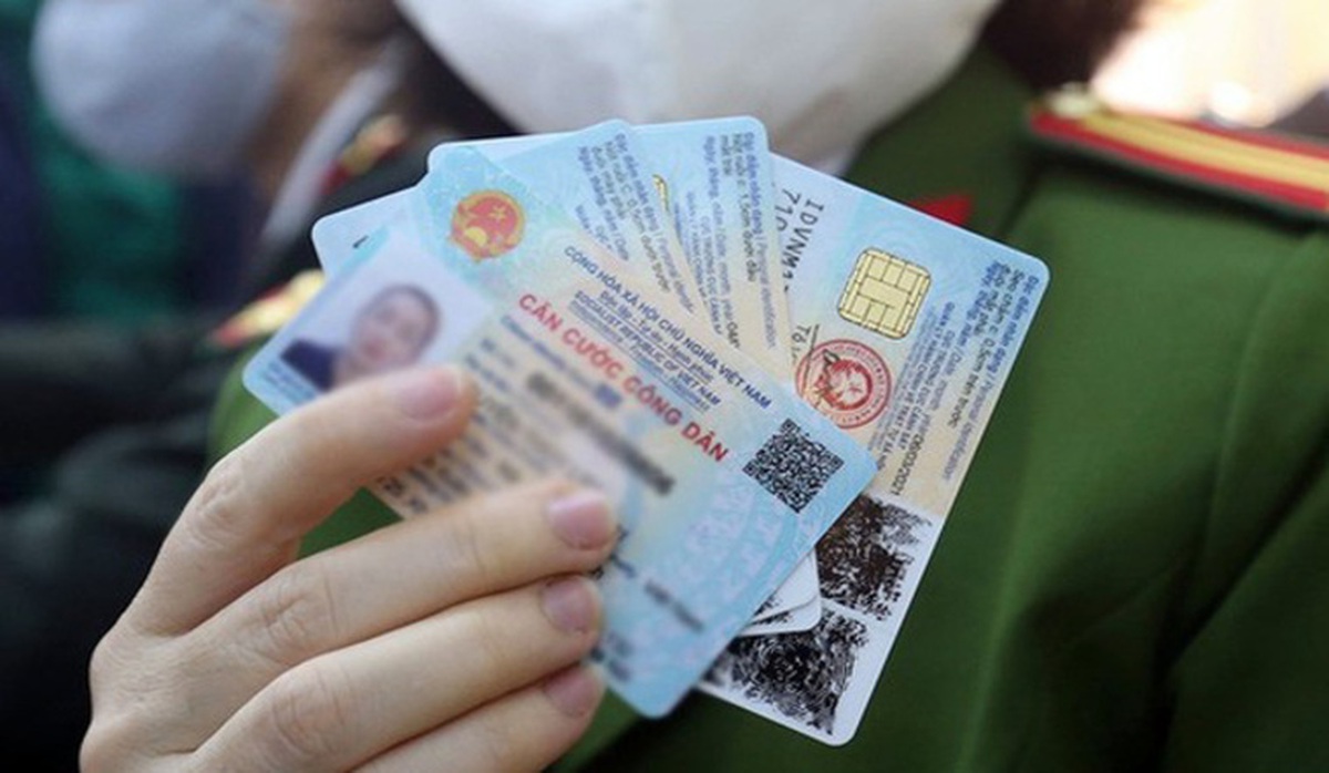 Người sinh vào 3 năm sau phải đổi thẻ căn cước/CCCD trong năm 2026: Nếu không sẽ bị "đóng băng" tài khoản ngân hàng, phạt tiền