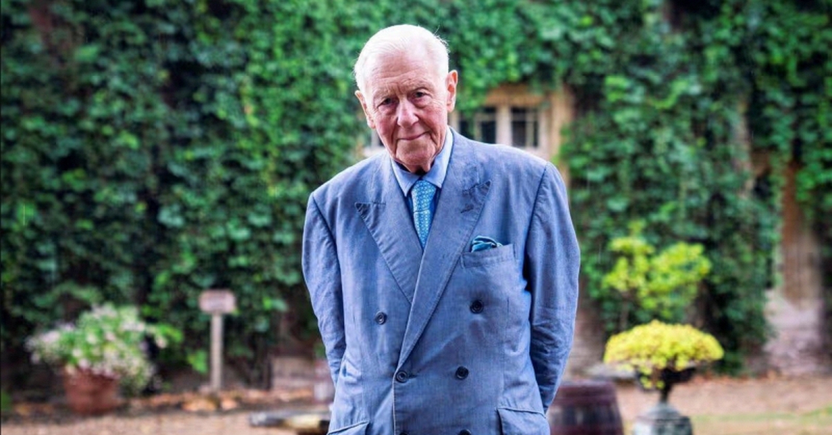 Người đàn ông 80 tuổi tuyển vợ trẻ với "lương" 1,8 tỷ/ năm, loạt tiêu chuẩn khó tin