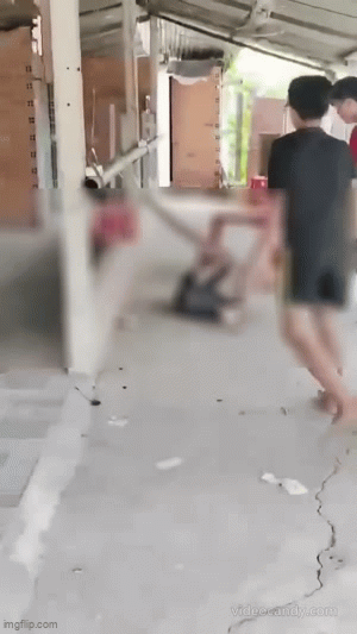 Bé trai 12 tuổi bị hành hung vì nợ 100 nghìn đồng: Công an lên tiếng về thông tin "tử vong"