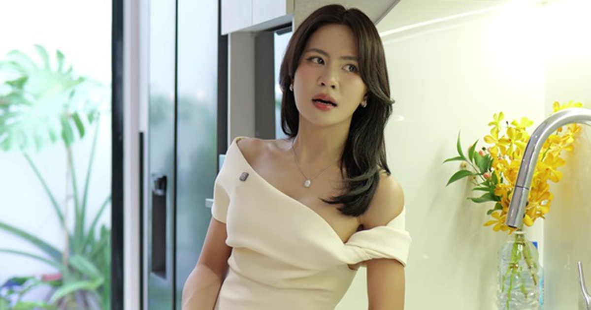 Nữ ca sĩ tậu nhà mấy chục tỷ ở TP.HCM, xây thang máy chỉ để tựa cho đẹp: "Con dâu ơi, đừng lo gì"