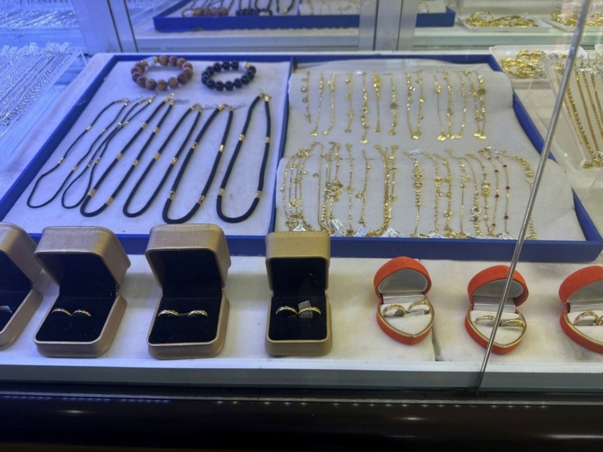 Nhiều tiệm vàng tại TP.HCM bị phạt tiền, tịch thu vàng