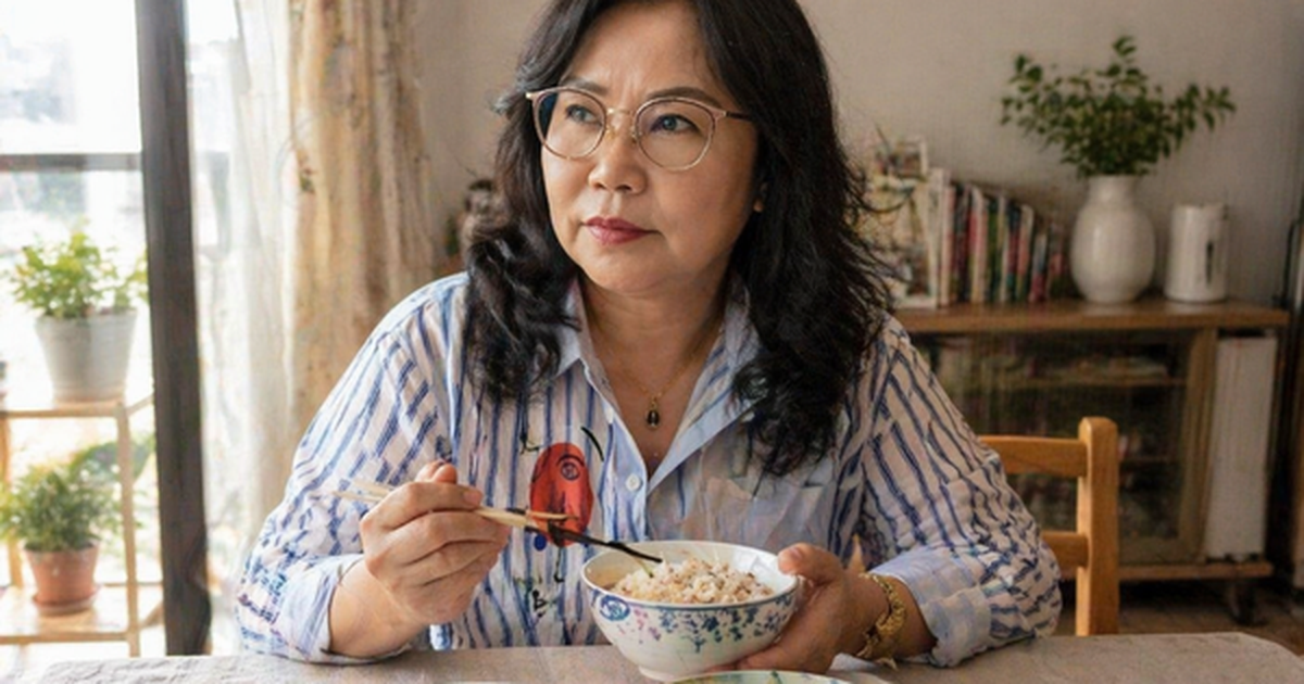 Ông ấy đưa tôi toàn bộ lương hưu 50 triệu mỗi tháng - nhưng chỉ sau 7 ngày sống chung, tôi quyết định rời đi