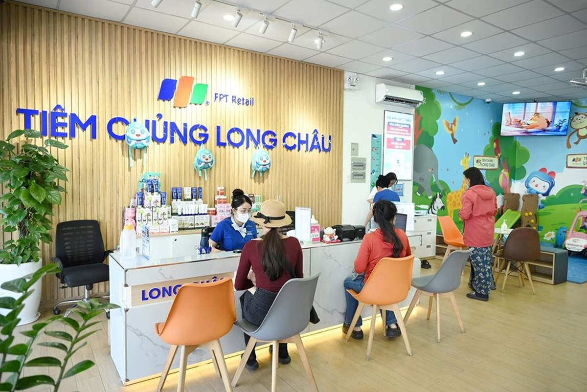 Long Châu và FPT Shop cùng tăng trưởng, FPT Retail hoàn thành 25% kế hoạch doanh thu năm sau quý đầu tiên