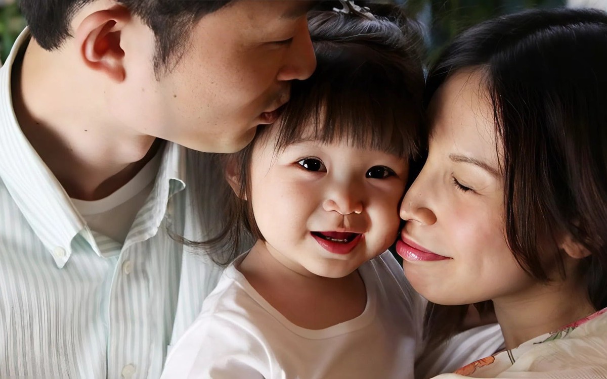 6 hành động "bất thường" chỉ ra: Con yêu bố mẹ nhiều lắm!