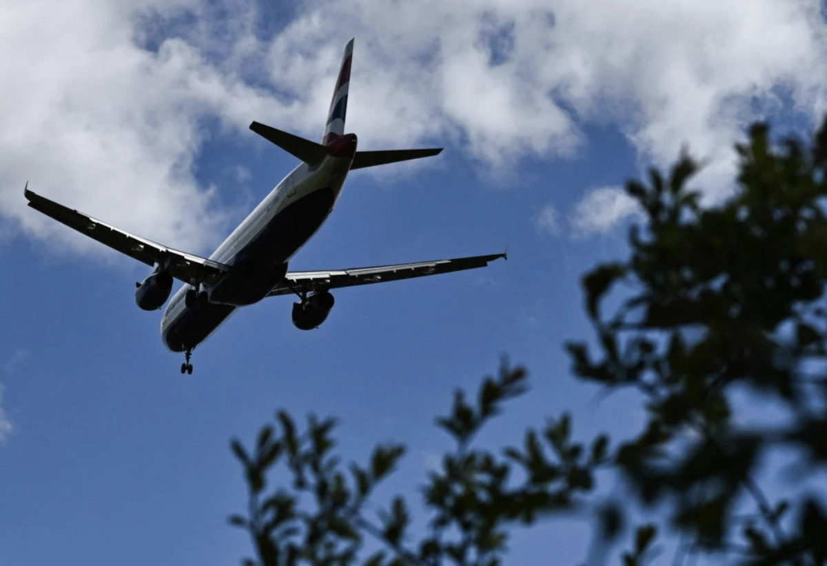 Giữa lúc cả thế giới thiếu xăng, dầu, Trung Quốc đã "biến" CO2 thành nhiên liệu cho máy bay, hiệu suất ổn định suốt 800 giờ