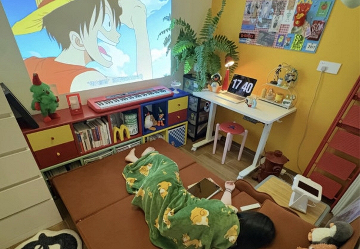 Cô gái trốn cả thế giới trong căn phòng 9m2 cải tạo đẹp như phim Anime: Góc nào cũng chữa lành mạnh mẽ