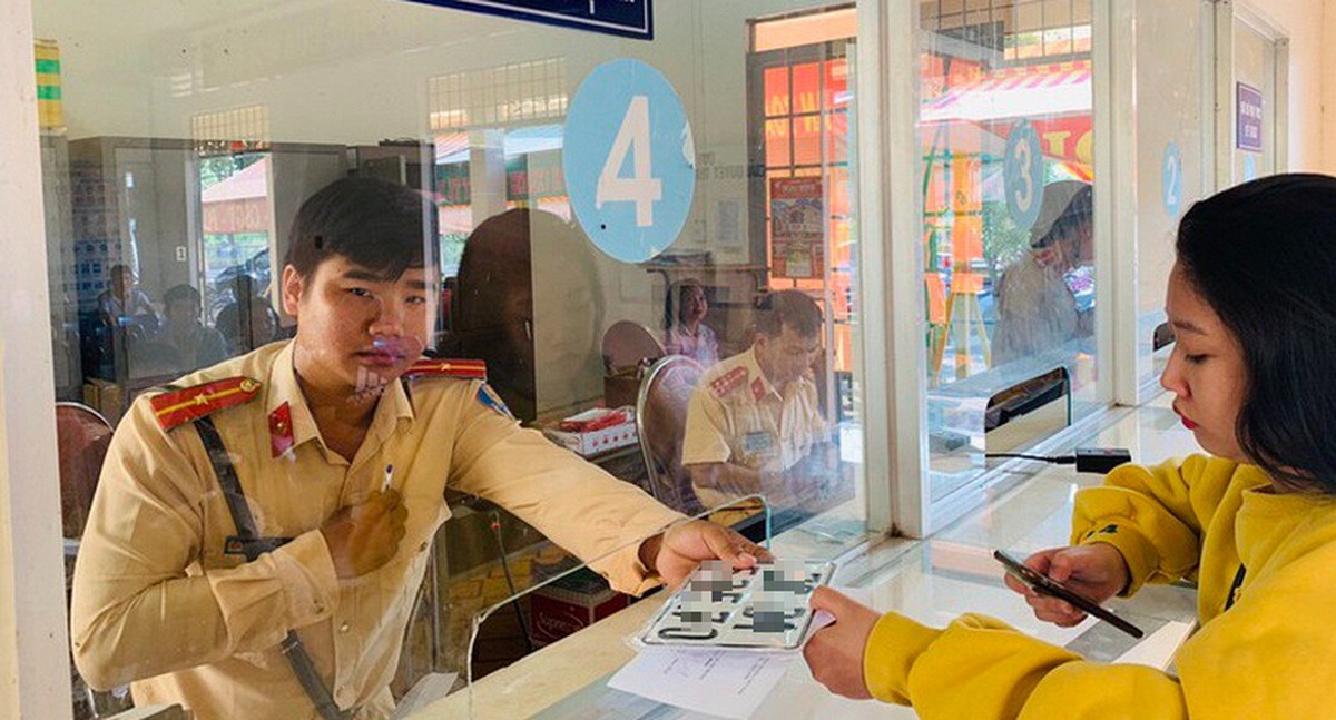 Tất cả chủ phương tiện đã bán xe nhưng không thu hồi biển số cần làm ngay việc này để tránh bị phạt