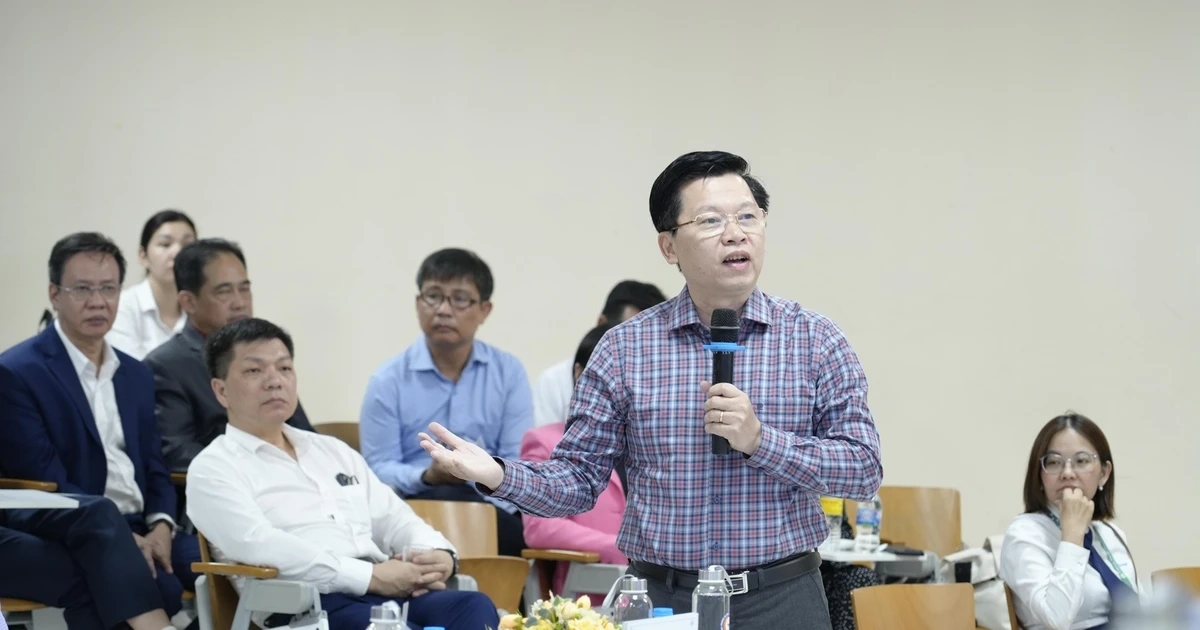 Đề xuất kì thi "2 trong 1" dành cho bác sĩ nội trú