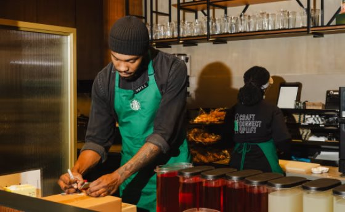 Một chuỗi cà phê tăng cường chính sách khách hà...