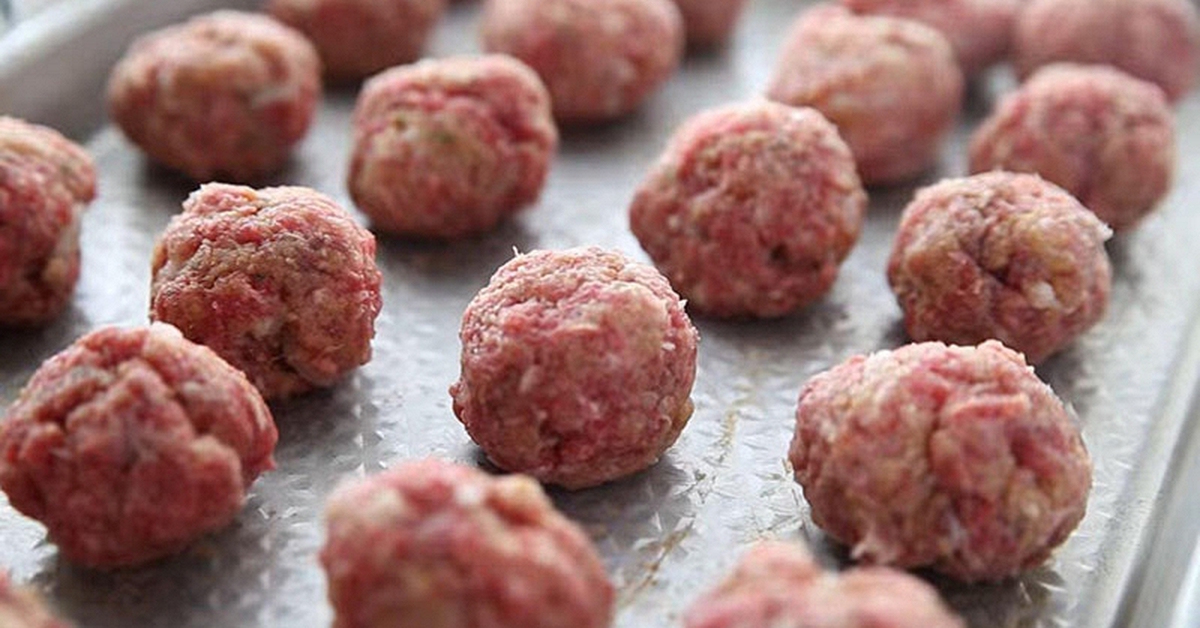 Nhiều người KHÔNG hề biết: Thịt lợn có 4 đặc điểm này rẻ mấy cũng đừng vội mà mua về nhà!