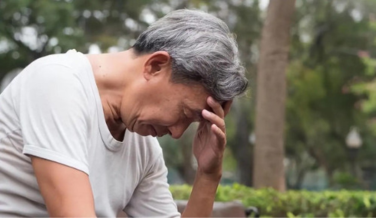 Lương hưu 10 triệu đồng, vợ chồng U65 thoả thích đi du lịch, dưỡng già, sau 5 năm hối hận vô cùng: Không có kế hoạch tuổi già khó sống