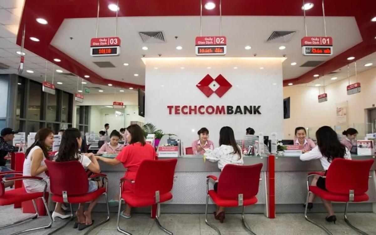 Techcombank công bố tài liệu ĐHĐCĐ năm 2026: Hai kịch bản lợi nhuận, định hướng trở thành ngân hàng đầu tiên ứng dụng AI toàn diện