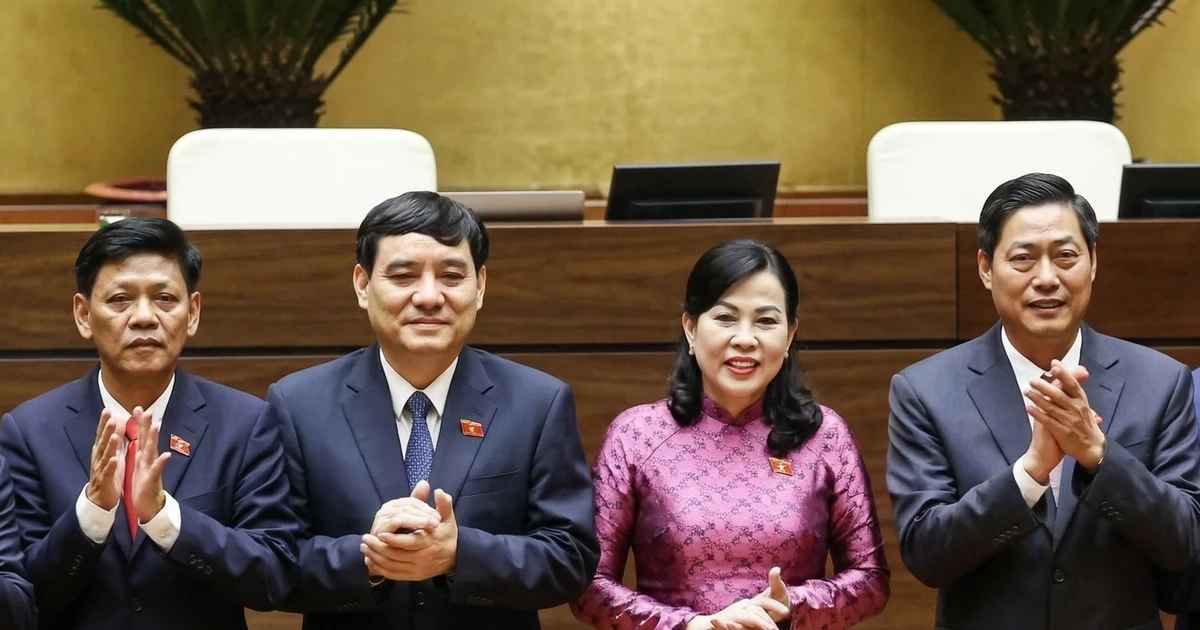 9 lãnh đạo các cơ quan của Quốc hội khóa XVI
