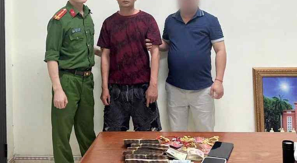 Bắt Nguyễn Văn Sáng trong nhà nghỉ