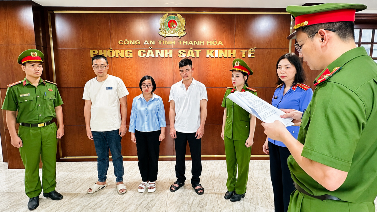 Ra quyết định khởi tố bị can, khám xét chỗ ở, nơi làm việc của quản lý Hà Thị Thục Huyền SN 1995