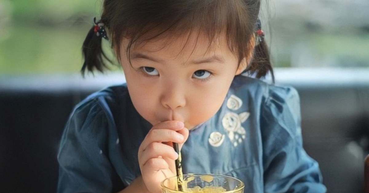 Một kiểu yêu thương của cha mẹ khiến việc dạy dỗ con càng ngày càng khó khăn, DỪNG ngay kẻo muộn!