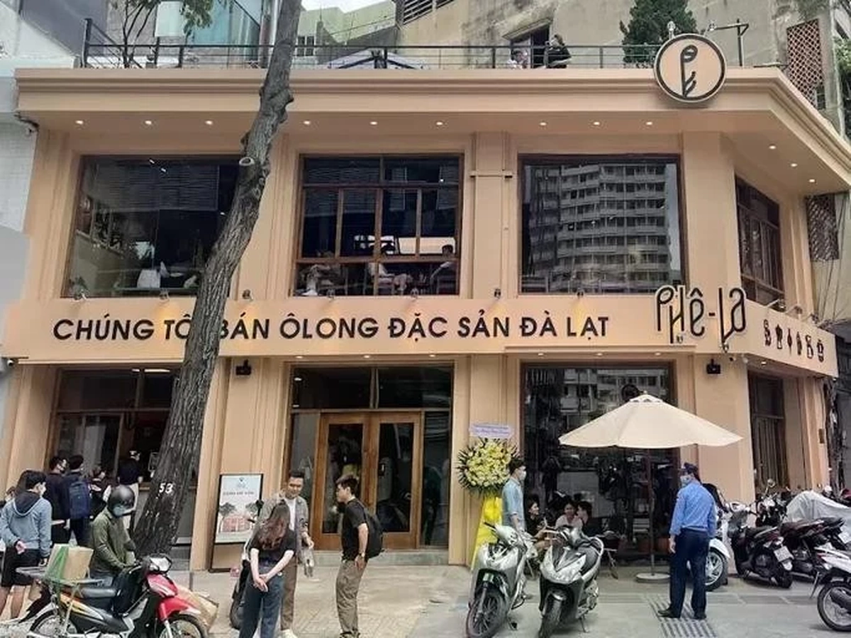 Cà phê Phê La, bún bò Huế Ngự Uyển, mì cay Bosan bị xử phạt vi phạm ATTP