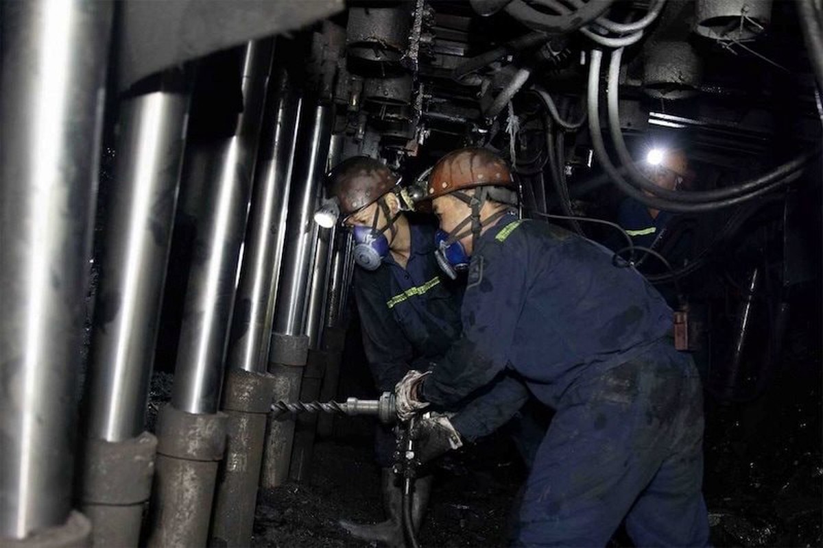 3.425 tỷ đồng và cuộc chuyển dịch chưa từng có của "ông lớn" năng lượng Việt Nam chỉ trong 4 tháng đầu năm