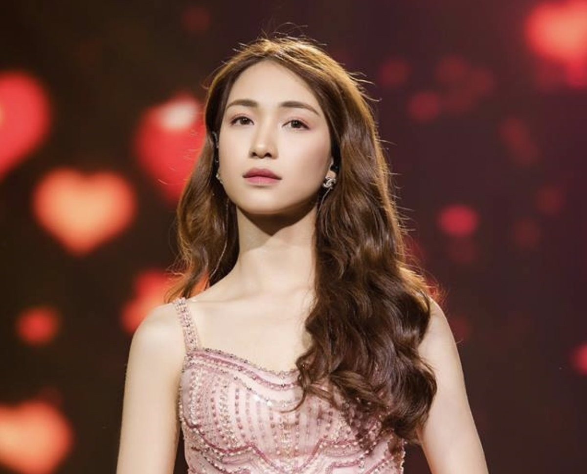 Hoà Minzy phát thông báo khẩn