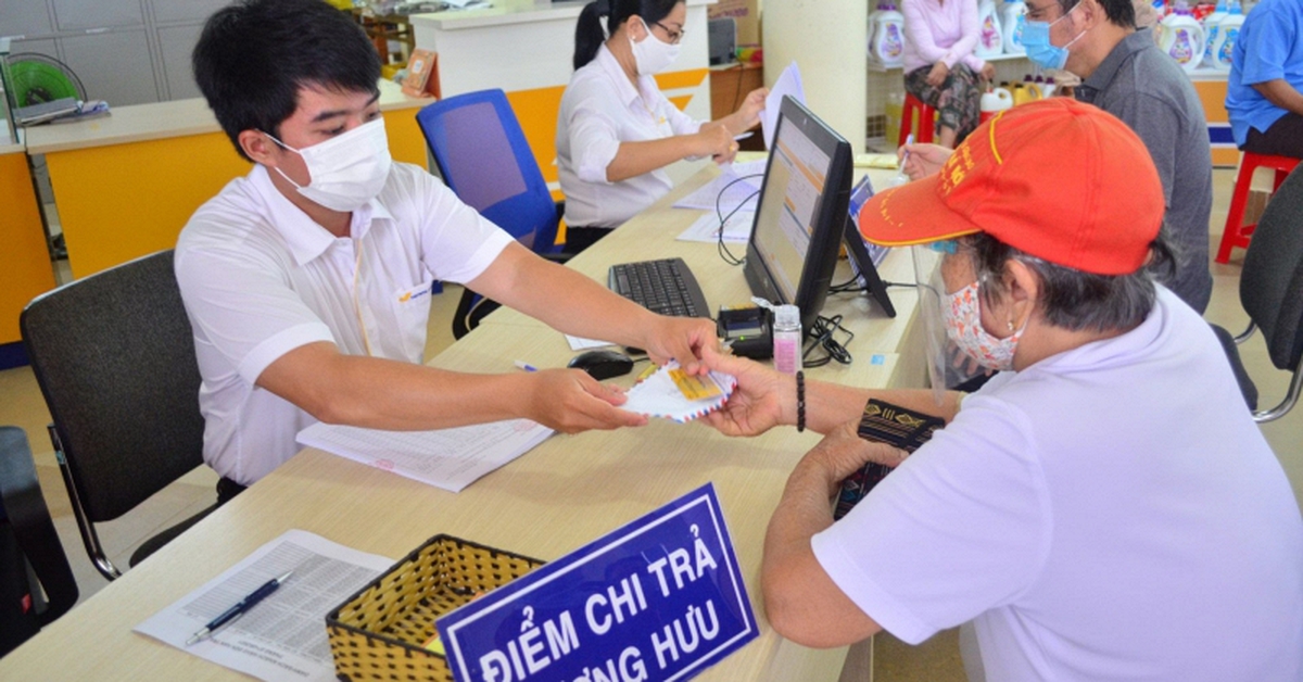 Từ 2026, lao động nam và nữ cần đóng BHXH bao nhiêu năm để hưởng lương hưu cao nhất?