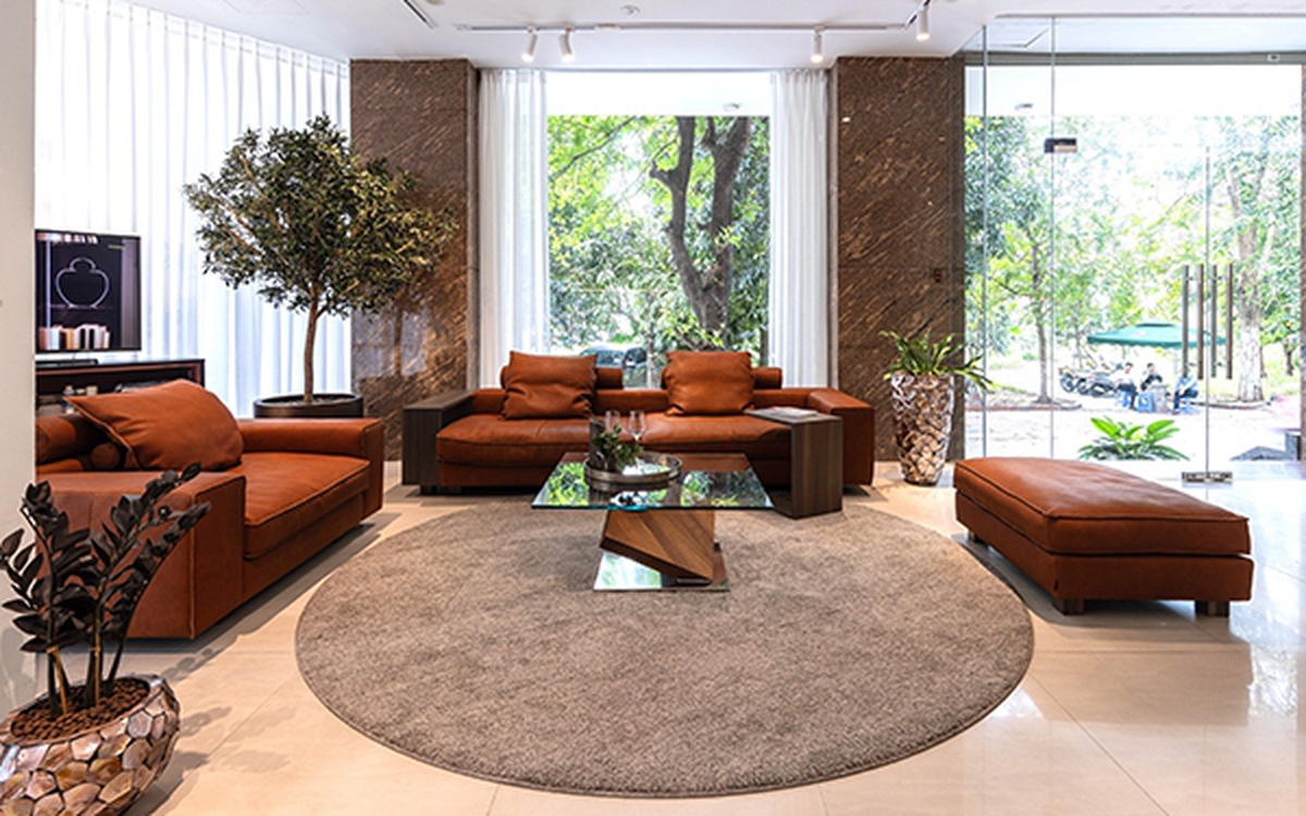 Showroom Renewal Clearance: Chương trình khuyến mãi của Eleganz Furniture