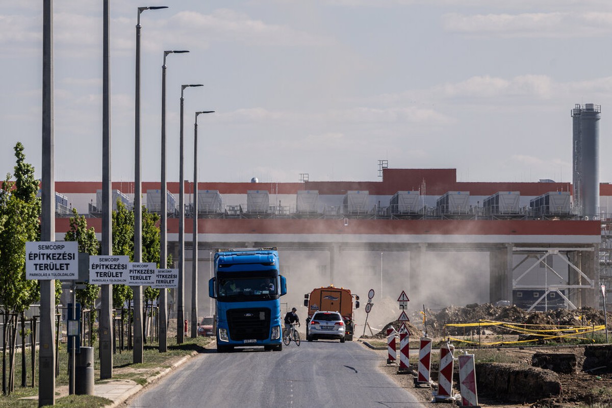 Dự án khổng lồ của Trung Quốc ở Hungary gây tranh cãi, Budapest bất ngờ "đổi giọng" với Bắc Kinh