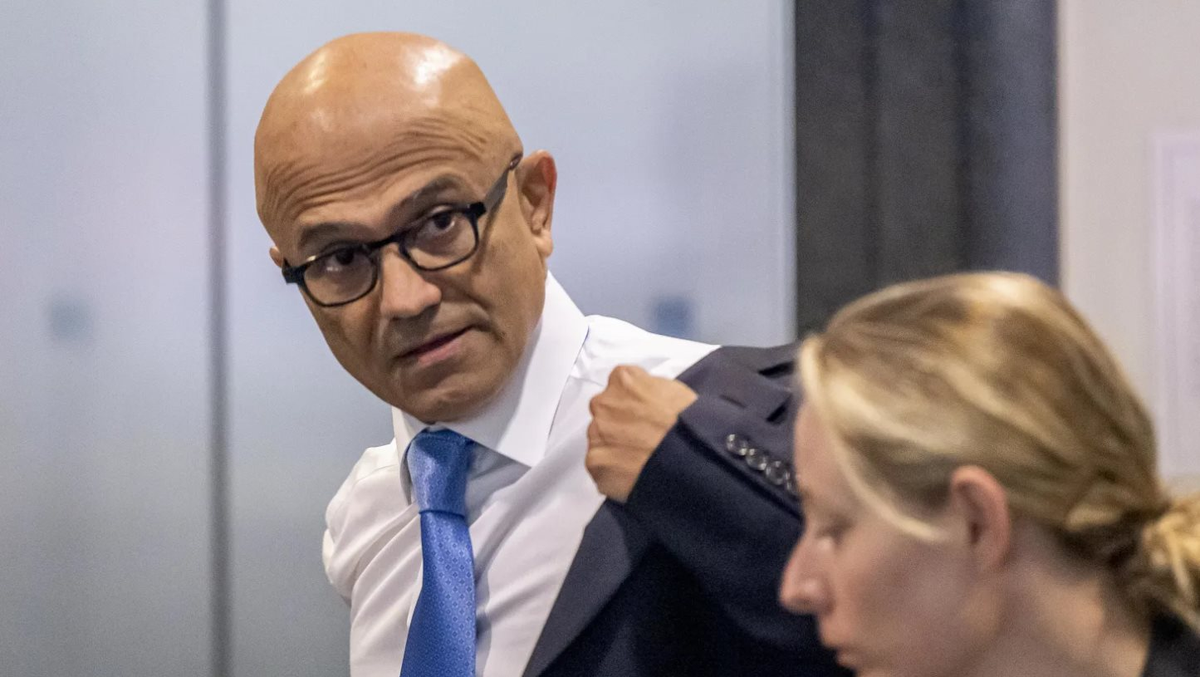 Lời tự thú gây sốc của CEO Satya Nadella: Sợ hã...