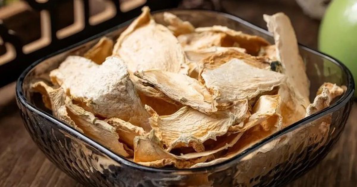 Loại "rau" này phơi khô còn ngon hơn ăn tươi: Tận dụng nắng hè phơi ngay một mẻ lớn làm nguyên liệu nấu món ngon ăn quanh năm