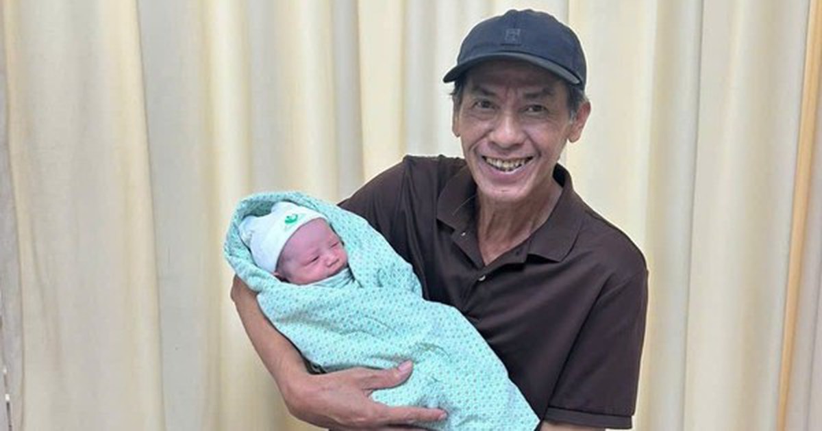 Nam NSND chung thủy với vợ suốt 45 năm, 70 tuổi lên chức, cuộc sống quá viên mãn