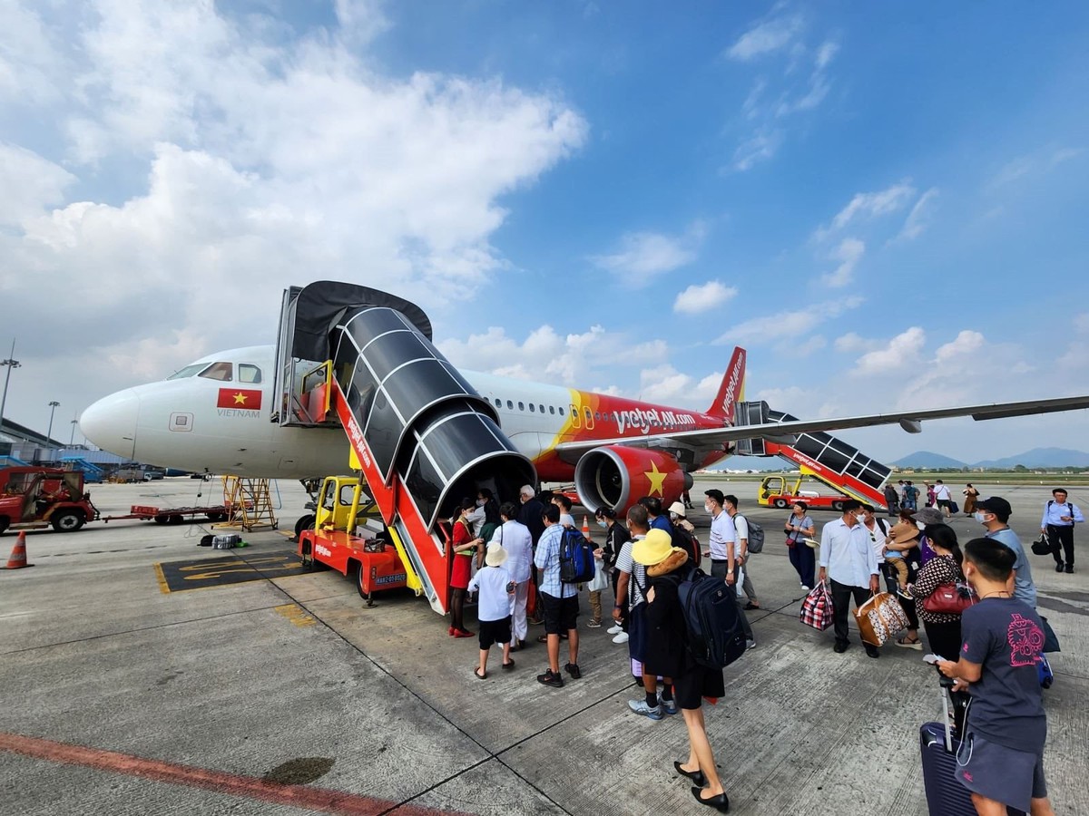 Thông báo quan trọng từ Vietjet: Hành khách đi từ Nội Bài chú ý