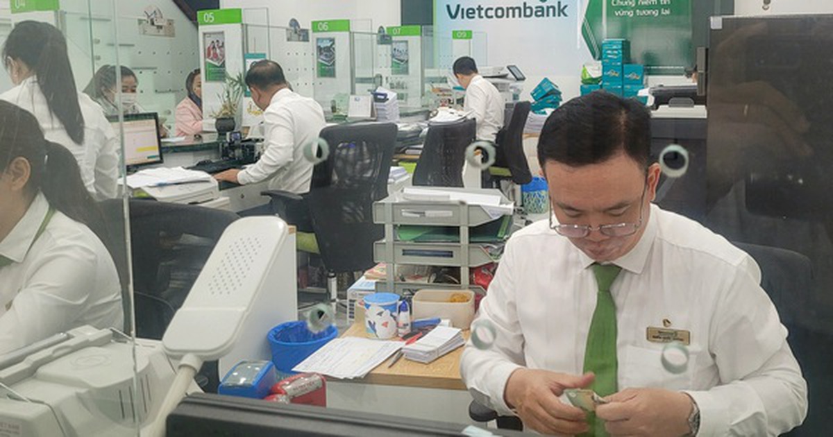 Ngân hàng gia tăng phòng thủ nợ xấu