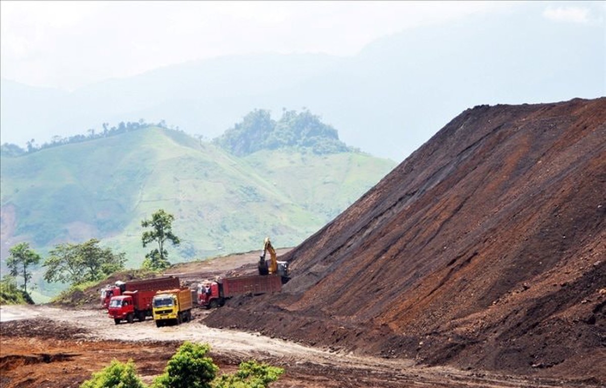 Hòa Phát (HPG) cùng Đại Quang Minh đã góp vốn thành lập công ty nghìn tỷ để tiếp quản khai thác mỏ sắt trữ lượng 120 triệu tấn tại Lào Cai