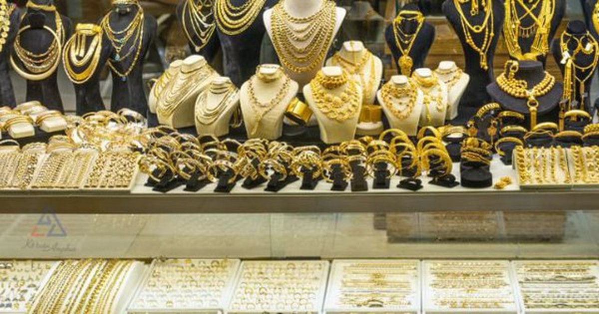 Thuế thu hồi công văn đề nghị tiệm vàng cung cấp tài khoản của nhân viên